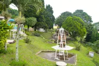 Amanda Hills Bandungan - parking