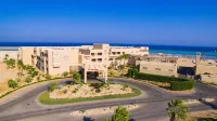 The Breakers Diving and Surfing Lodge Soma Bay - 4-Star