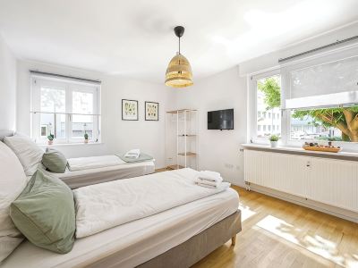 Modern vacation apartment with 4 bedrooms in Heilbronn on the Neckarpromenade