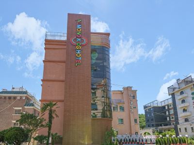 Yangsan Almond Kids Pool Villa Hotel Tongdosa
