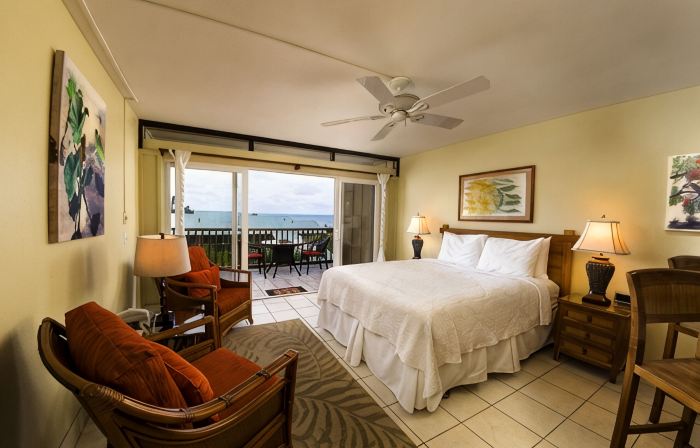 Partial Oceanview #106 at Hana Kai Maui - Studio unit with a really nice view!