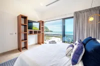 Brand New Luxury Spacious 12 Bedroom Ocean Front Luxury Villa South Jaco.