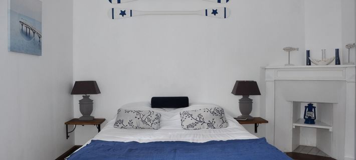 Fisherman's cottage , parking possible, 80 m from the sea, garden, 5 per, wifi Hotels in Cancale