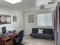 3Bd House with Pool Conveniently Located Near Scottsdale, Tempe, and Papago Park - 방갈로