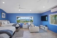 Exquisite Courtyard Villa on St. Thomas East End / Ocean Views + Modern Comfort - Wifi
