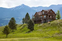 The Yellowstone House and Fisherman's Cabin