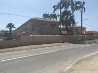 Ground Floor Unit, in Palm Beach Area - 2-Star