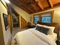 Aspen Chalet- overlooks Brickyard Creek in Bayfield - 4 stjerner