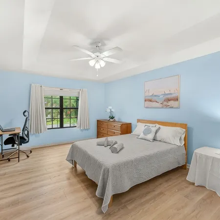 3-Bed with pool - Close to beach