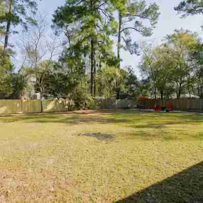 Pet Friendly, Huge Fenced in Yard, Fireplace, Firepit, Near Sgmc & Vsu & Eats Hotel Exterior