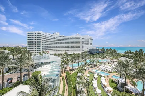 Fontainebleau III Sorrento OceanView Suite Free Valet & Spa Pass No Resort Fees! - Private Pool
