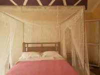 Sanfields Lodwar Camp - parking