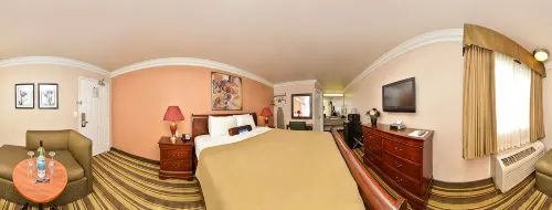 Inn by the SFO - Parkering