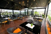 N Hotel by Noshi - Parkering