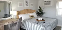 Coastal Inn - 2-Star