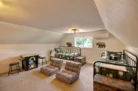 An authentic downtown Roslyn home! Walk everywhere, pets welcome! - Boutique
