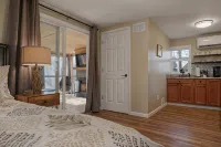 Cozy Waterfront Escape Near Helen & Vineyards Free Night with 3 Night Stay - シャレー