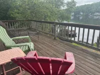 3 Bedroom cabin on South Pond in Stark NH - Chalets