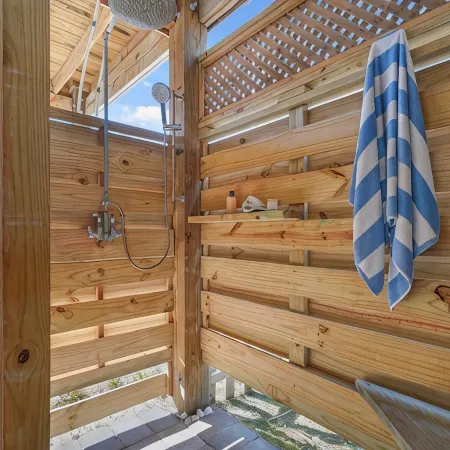 Ocean Views, New Custom Home, Direct Beach Access, CLEAN, Near Pier, + EZ Cart