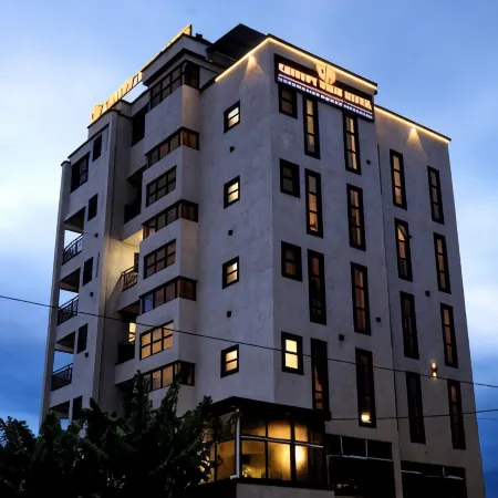 Canopy View Hotel