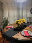 MAC House - Newly Renovated - With Backyard Spa - Wifi