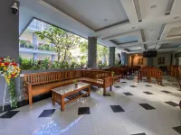 Crystal Inn Hotel Batu - 2-Star