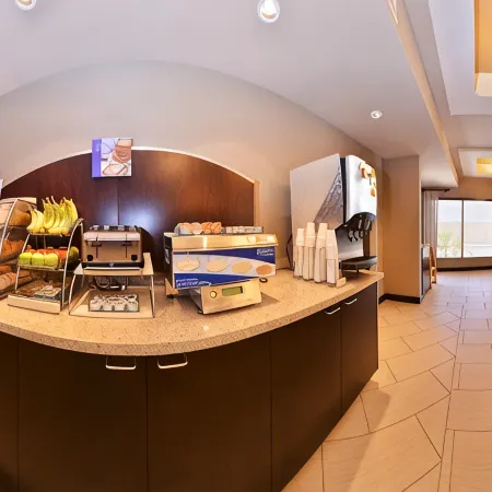 Holiday Inn Express & Suites INDIO - COACHELLA VALLEY by IHG