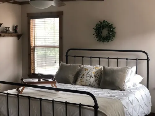 Relax, Fish, Visit Historic Jefferson & Caddo Lake - Chalets