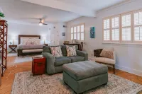 The King Suite - perfect location in Ocean Springs. Only 1 block to Front Beach! - 4-Star