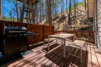 ⁑Forest Haven⁑Secluded & Scenic⁑Close to town⁑ - 3-Star