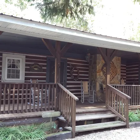Cozy cabin in the foothills of North Carolina