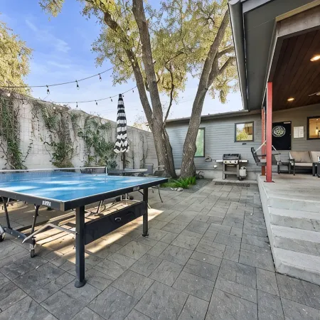 SocoVilla: Downtown/Pool/Golf Green/FirePit/18 Beds