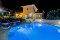 Large Pool & Garden, Billiard, Peaceful Area, Near to the Sea, Coral Bay Paphos -  Holiday Villas