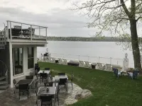 Waterfront Lake Winnipesaukee Luxury Family House with  Private Water-Dock+ More - 부티크