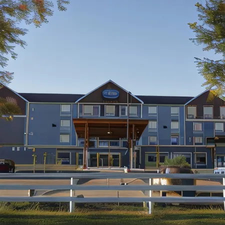 Pomeroy Inn & Suites at Olds College
