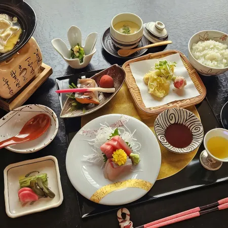 Togurakamiyamadaonsen Shunjyuan Kikusui Ryokan