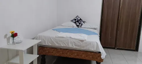 Hostal la Gran Familia - Pensions