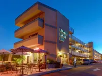 Lovers Point Inn Hotels near Point Pinos Lighthouse