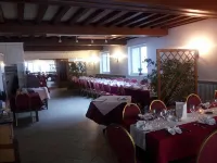 Le Clos Fleuri Hotels in Regny