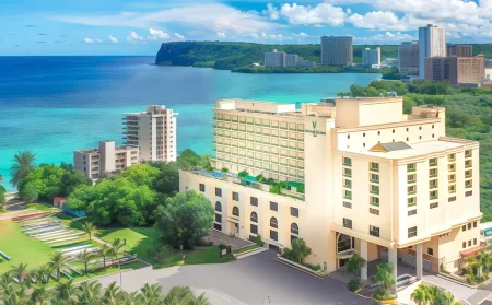Holiday Resort & Spa Guam Отели в г. Тамунинг