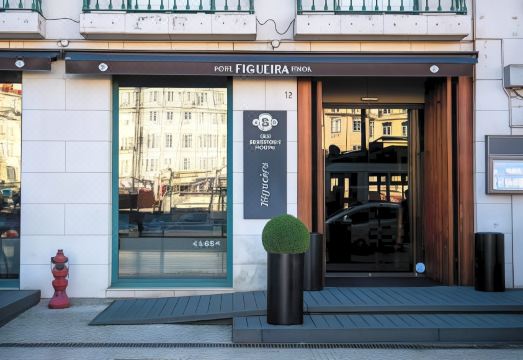 피게이라 뷰티크 호텔 욕실 전경