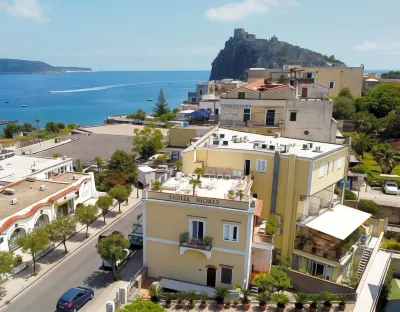 Hotel Noris