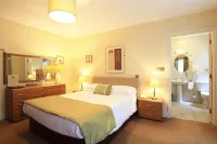 O'Donnabhain's Hotels near Teach Milseáin - House of Sweets