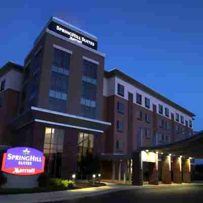 SpringHill Suites Green Bay Hotel Exterior