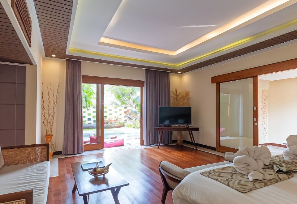 로비나 돌고래 투어