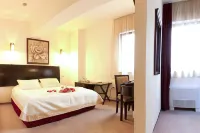 Avis Hotel by WS Group Hotel di Sektor 1