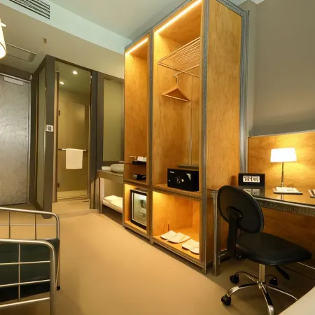 IND Hotel Отели рядом с достопримечательностью «Миллениум 3»
