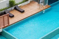 ONPA Hotel & Residence Bangsaen - Rooftop Pools