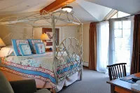 Annabelle Inn