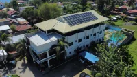 Argao Seabreeze Hotel Powered by Cocotel Các khách sạn gần Argao Hall of Justice